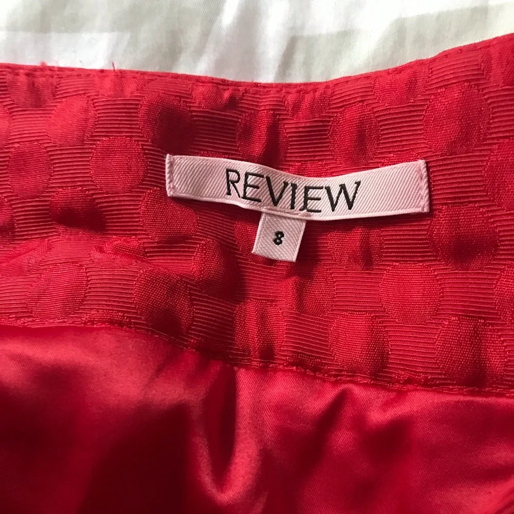 Beautiful red skirt from Australia - Picture 2 of 2